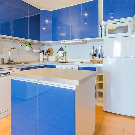 Διαμέρισμα Gorgeous In With Kitchen Μπένιντορμ
